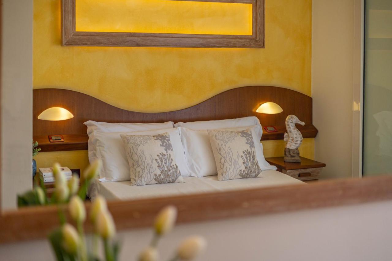 Hotel Smeraldo Чезенатіко Екстер'єр фото